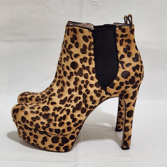 Womens Vince Camuto Leopard Print Heeled Platform Booties Size 7 1/2 B - Picture 5 of 10